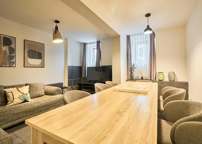 Cityapartment Fuer Bis Zu 8 Personen